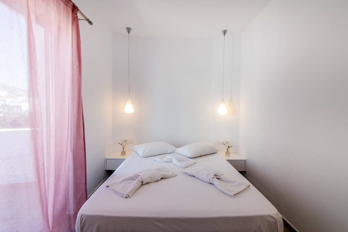 Superior 3-bed 2